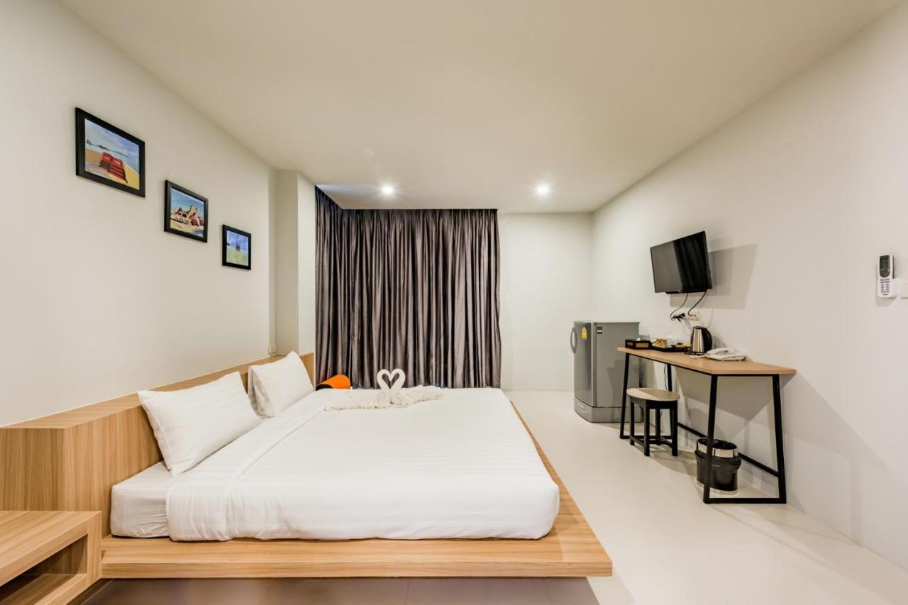 Phuket Marine Poshtel - Sha Plus Chalong Extérieur photo